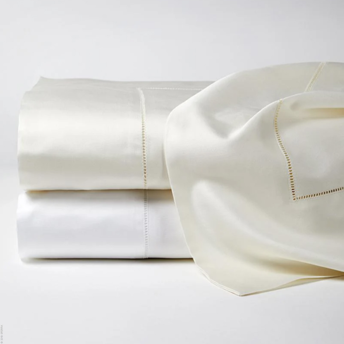 Milos Sateen