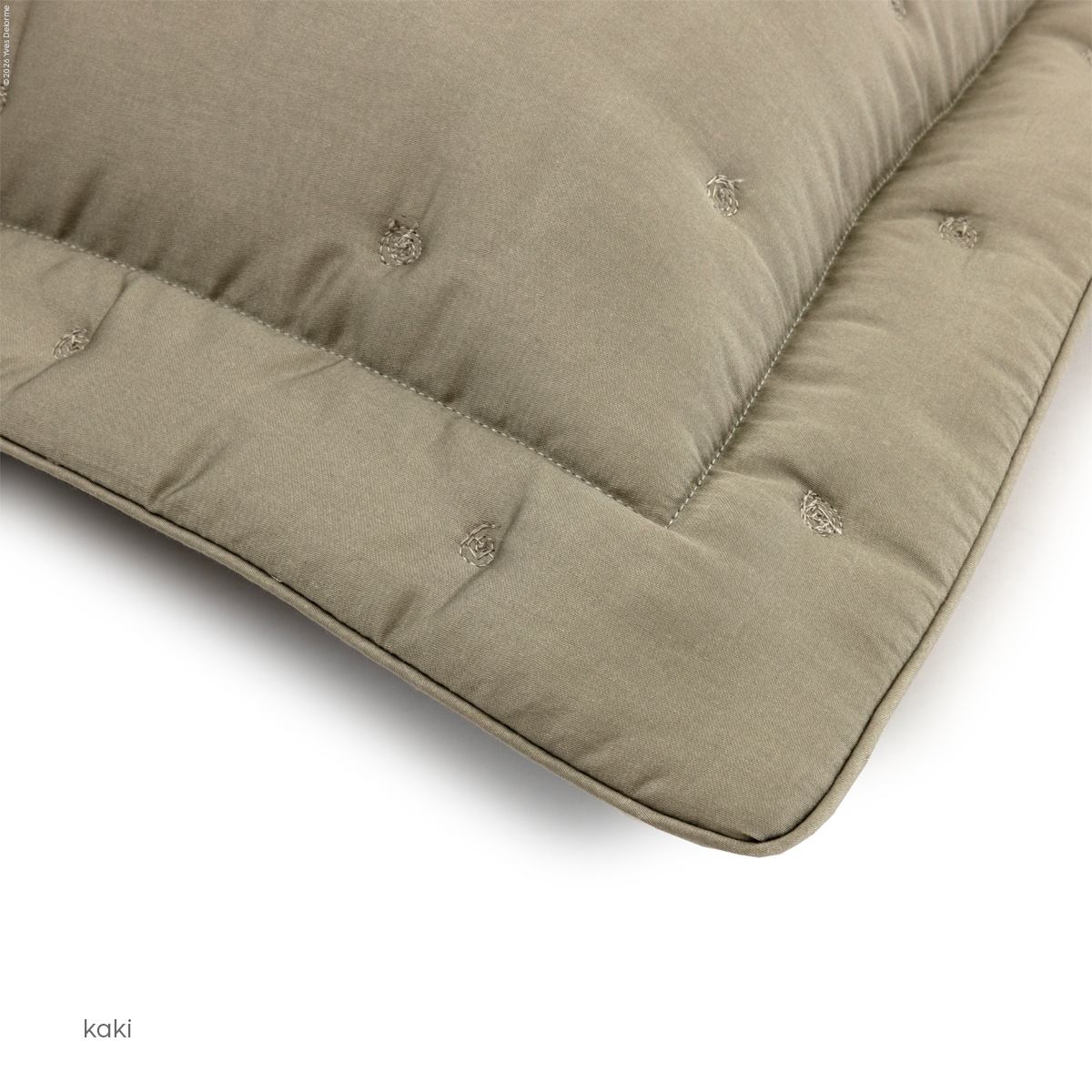 Triomphe Quilted Coverlet